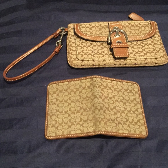 Coach - Picture 6 of 6